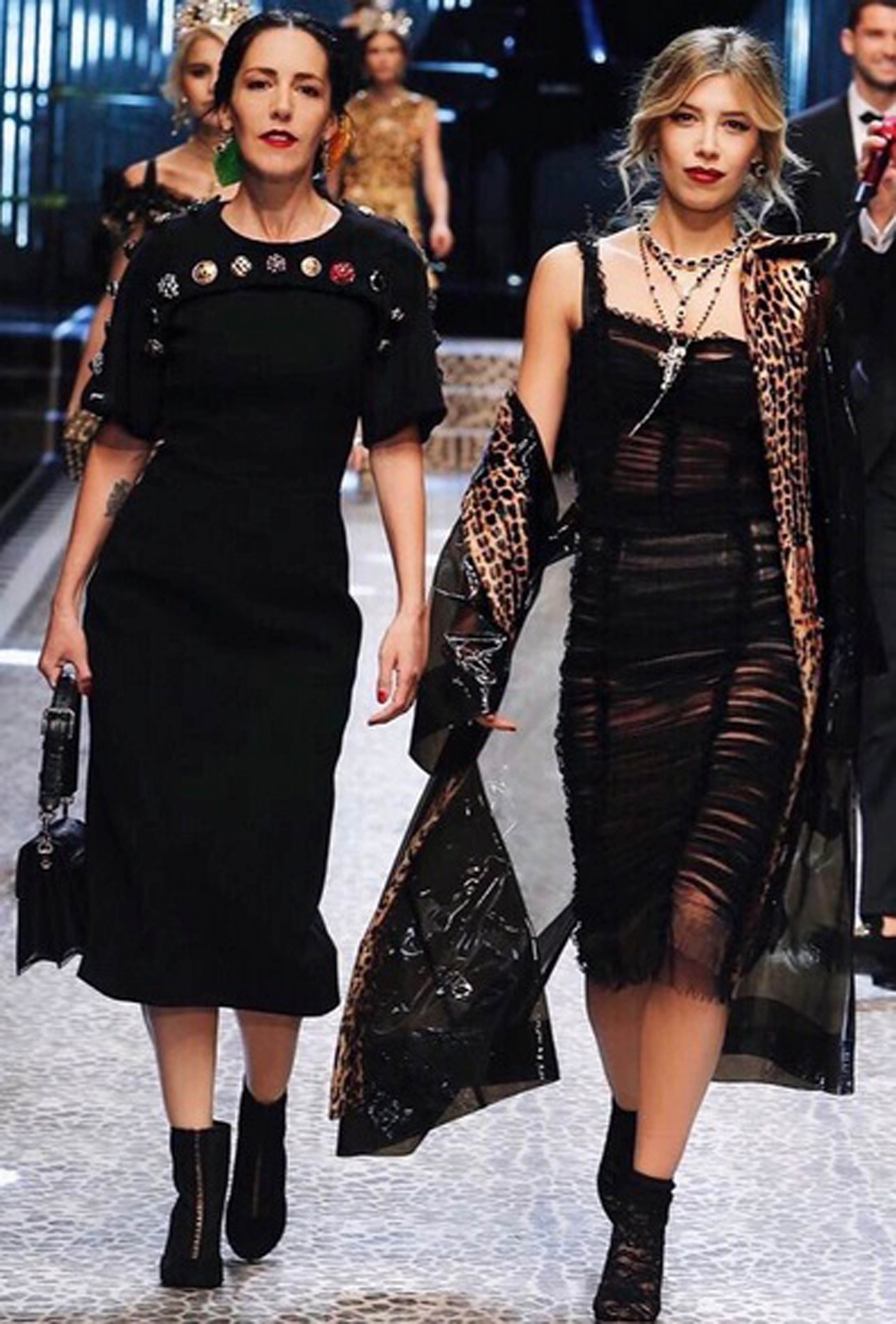 Stephanie Salas y Michelle Salas