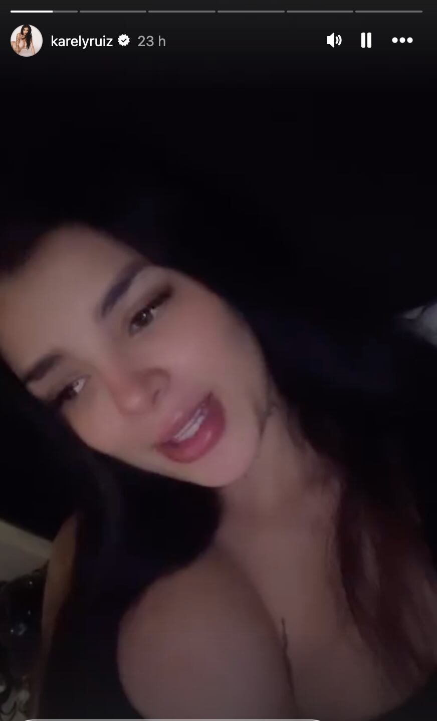 Karely Ruiz invitará a un fan a su baby shower y ya preguntó quién quiere ir