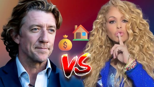 Colate pide custodia, pensión y gastos escolares a Paulina Rubio