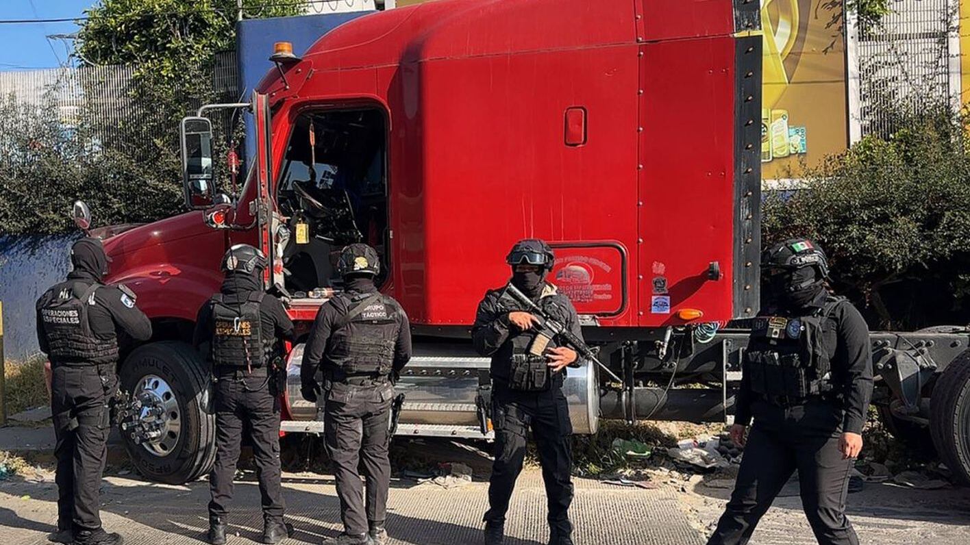 “Ni diez minutos les duró el gusto”: Gobierno de Puebla frustra robo de tráiler