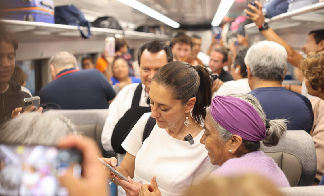 Claudia Sheinbaum viaja por primera vez en el Tren Maya
