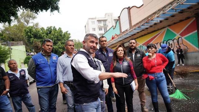 Mauricio Tabe supervisa rehabilitación del Mercado Lago Garda