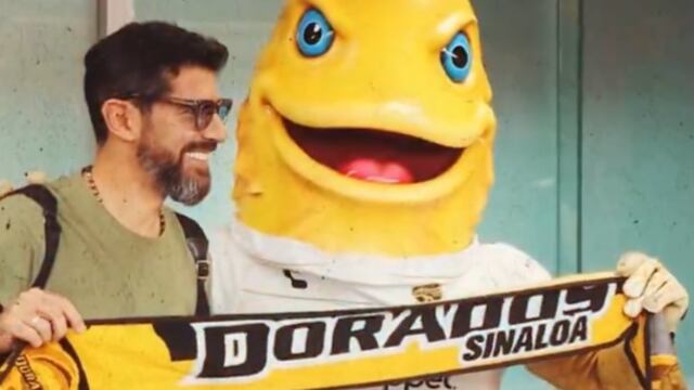 Loco Abreu llega a Sinaloa para dirigir a Dorados