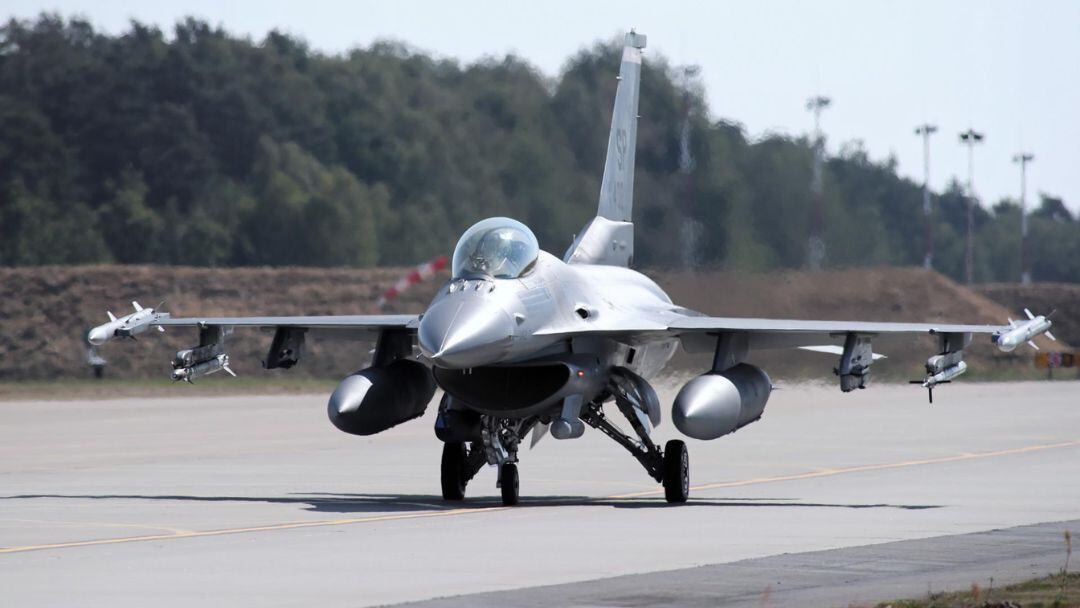 Aviones cazas F-16