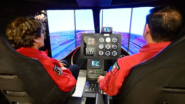 Delfina Gómez reconoce a Unidad de Rescate Aéreo “Relámpagos”