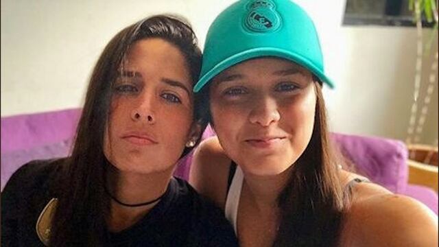 Alejandra y su novia.