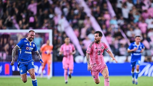 Inter Miami de Messi vence 2-0 a Cruz Azul y conquista la Campeones Cup