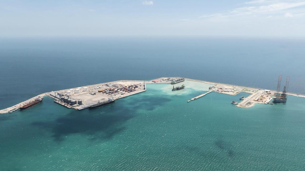 El proyecto busca consolidar a Yucatán como un polo logístico y comercial estratégico del sureste mexicano.