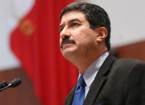 Javier Corral renuncia al PAN