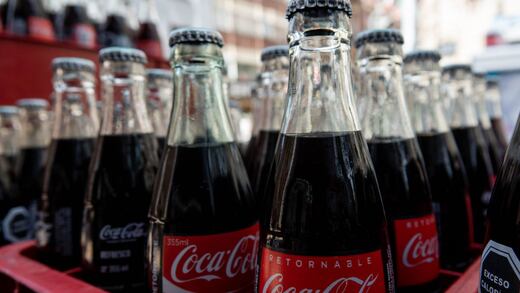 No solo Coca-Cola: más empresas se comprometen a reducir azúcar en refrescos