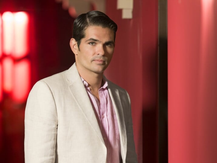 Ferdinando Valencia como Adolfo, 'Lo que la vida me robó'