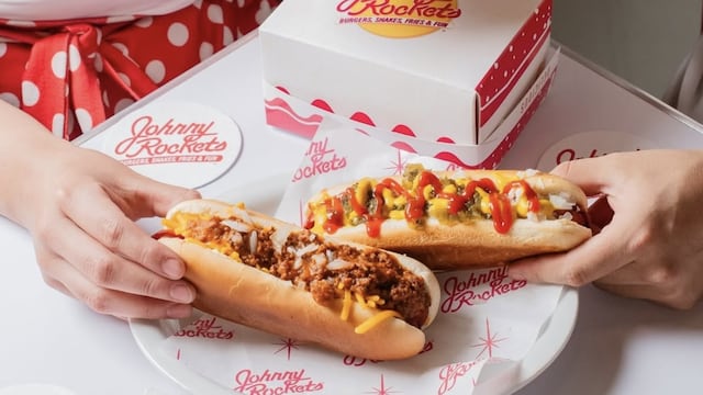 Hot Dogs al 2x1 en Johnny Rockets México