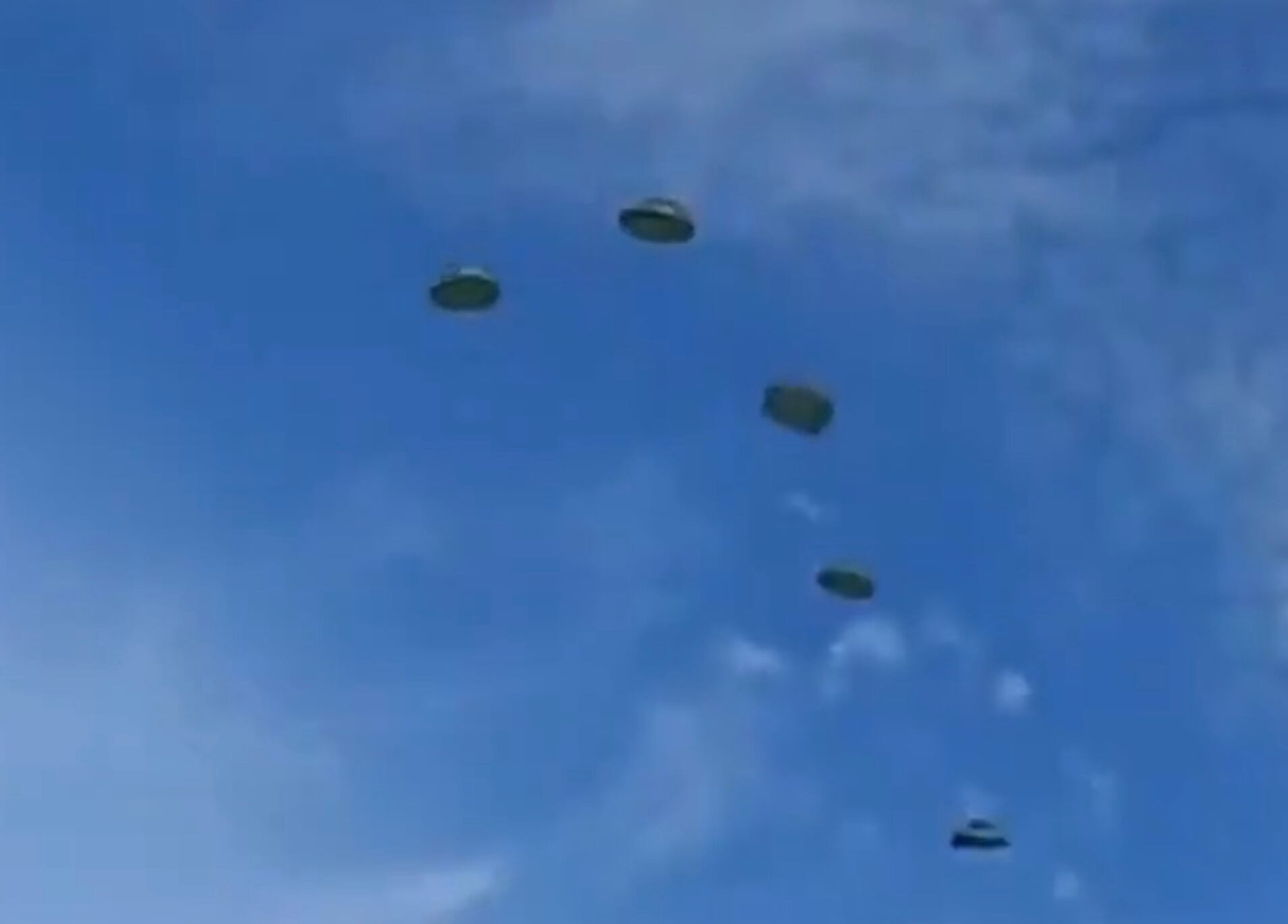 Muere cadete de la Escuela Naval porque no abrió su paracaídas