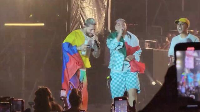 Maluma junto a Grupo Firme en el Baja Beach Fest 2022