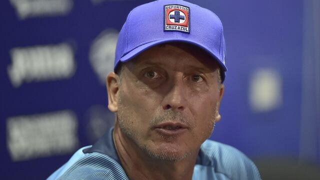 Siboldi en conferencia de prensa