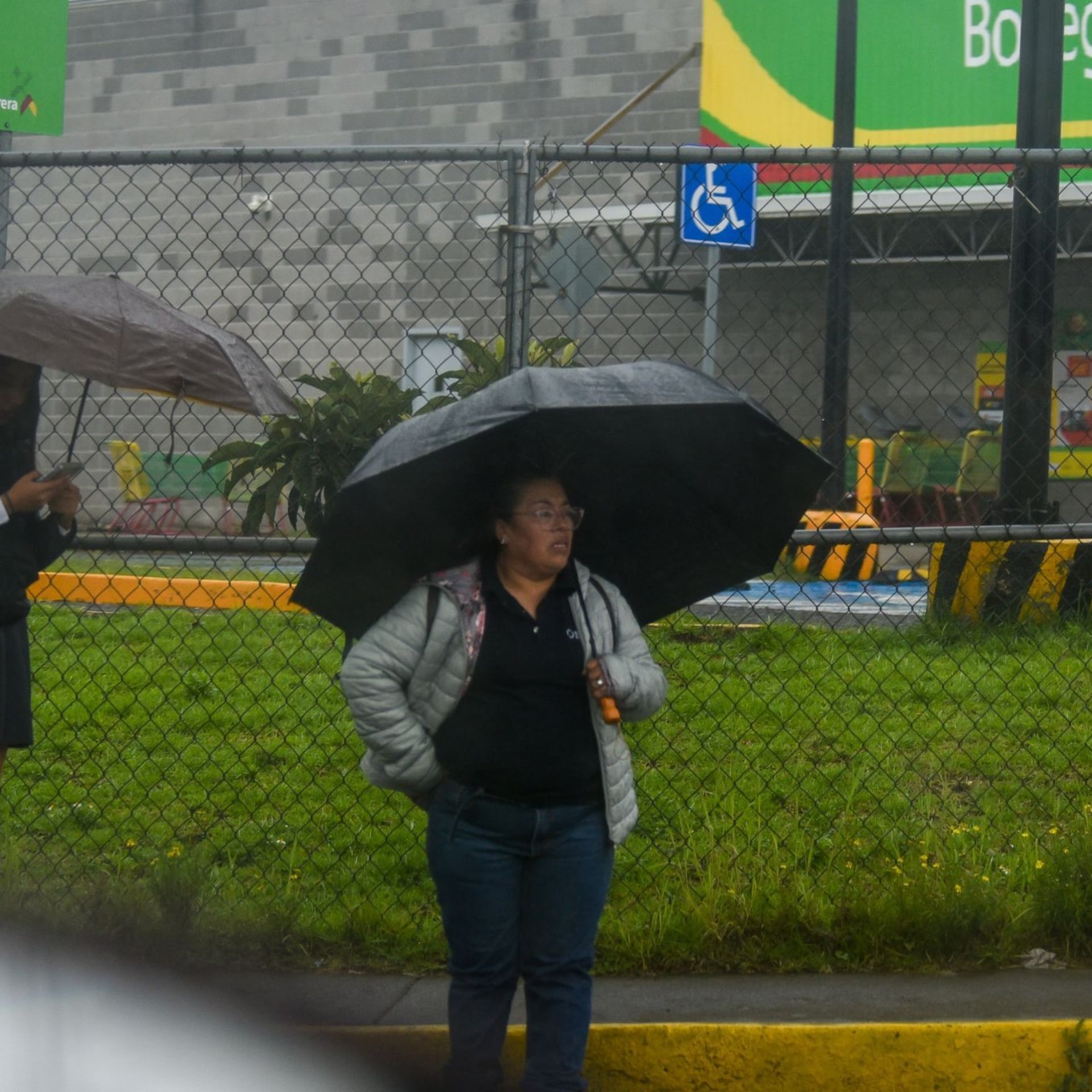 Activan alerta naranja por lluvias intensas y granizo en 6 alcaldías de CDMX