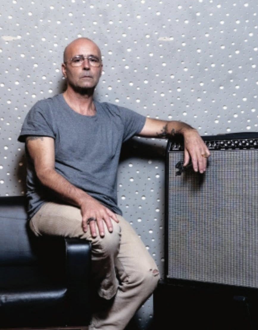 Javier Corcobado, músico y escritor