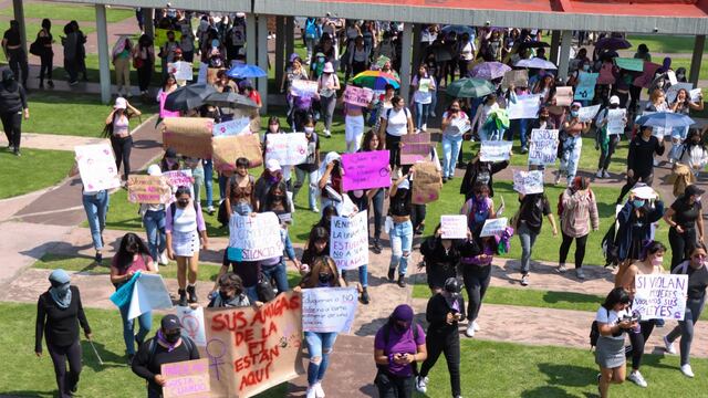 En redes sociales, la Fiscalía de CDMX, informó que investiga la violación a una alumna en CCH Sur.
