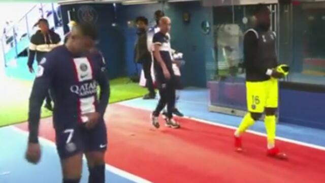 Mbappé gesto (Foto: Caaptura de video)