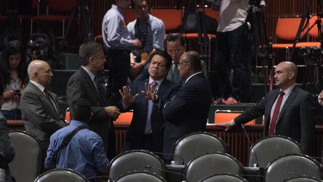 Diputados. Madruguete en Reforma Educativa.