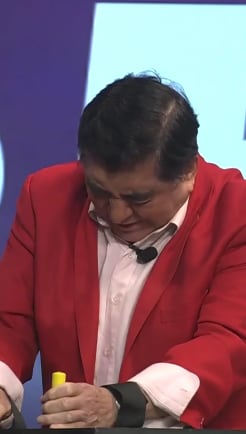 Carlos Bonavides se infarta en programa en vivo