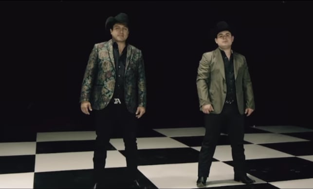 Julión Álvarez y Alfredo Olivas