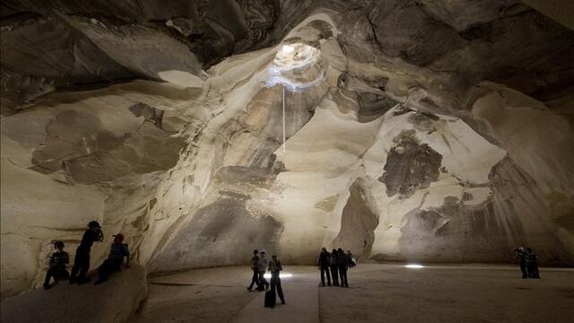 (EFE) UNESCO denuncia bombadeo de sitios históricos por parte de EI