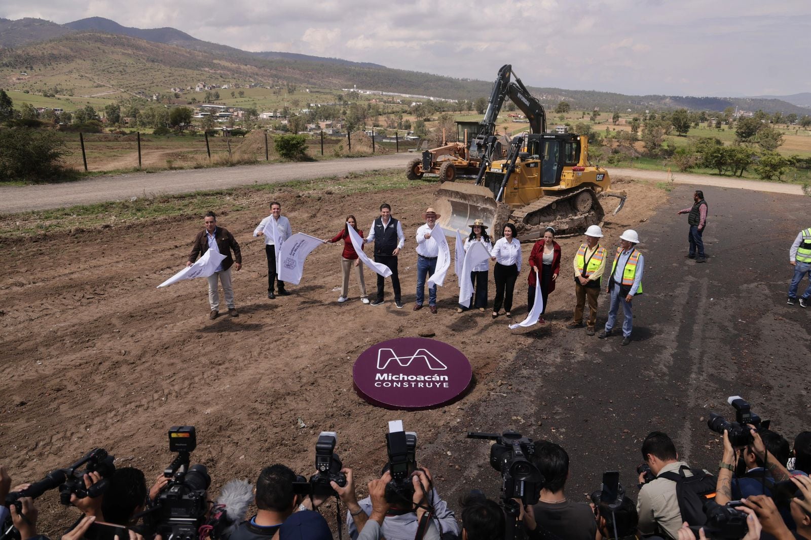 Alfredo Ramírez Bedolla arranca ampliación de avenida en Morelia