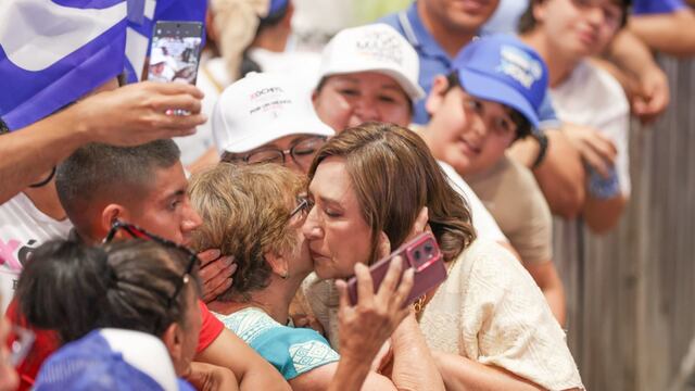 Xóchitl Gálvez, candidata a la presidencia de la republica por la coalición "Fuerza y Corazón por México"