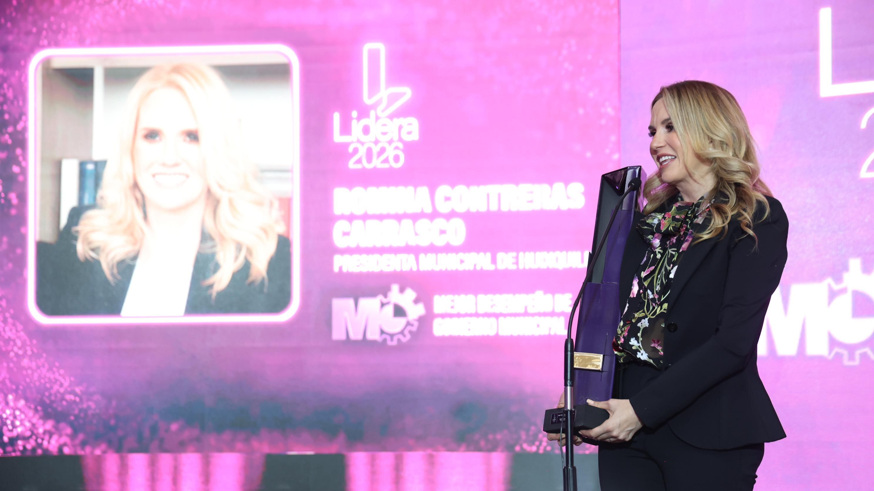 Romina Contreras recibe Premio Lidera 2026 por mejor desempeño de gobierno municipal
