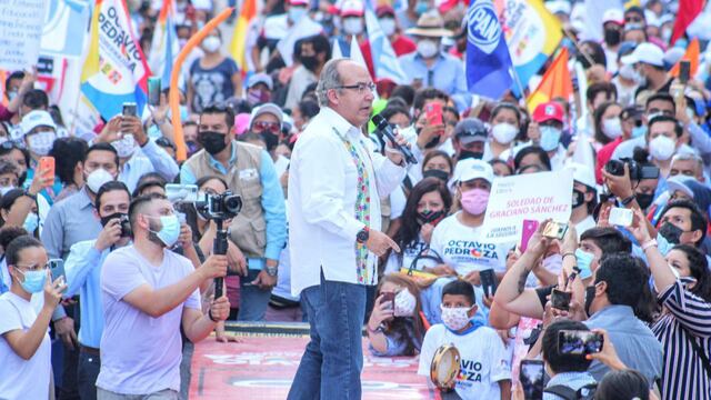 Felipe Calderón en mitin