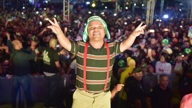 Sonido Pirata y Medio Metro triunfan en Ecatepec; así los reciben como rockstars