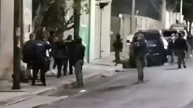 ¿Qué pasa en Iztacalco? Hallan toma clandestina en Avenida Azúcar y Azafrán; hay dos detenidos