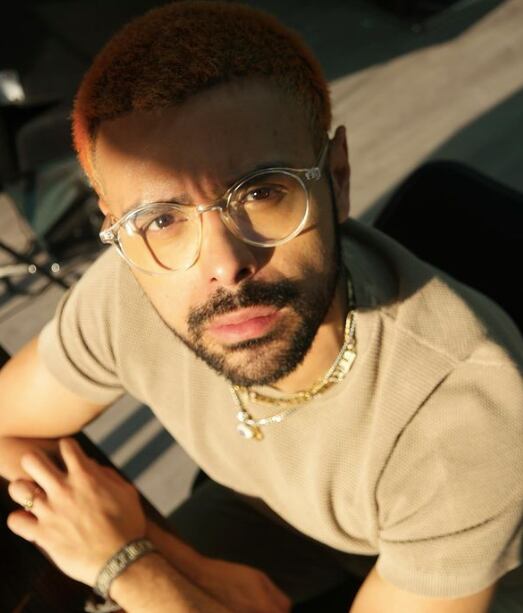 Xelbor se lanza contra Kenia Os