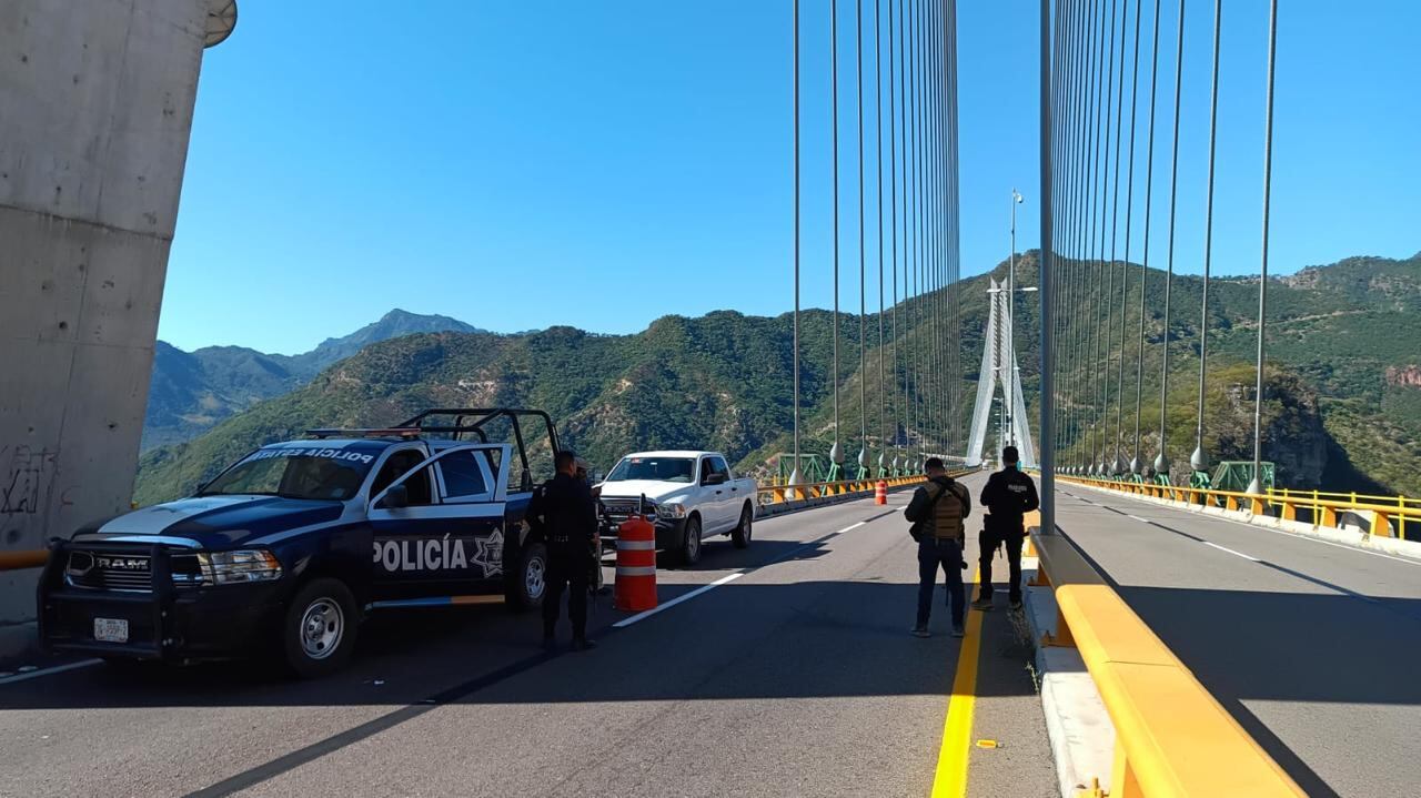 Super carretera Durango-Mazatlán