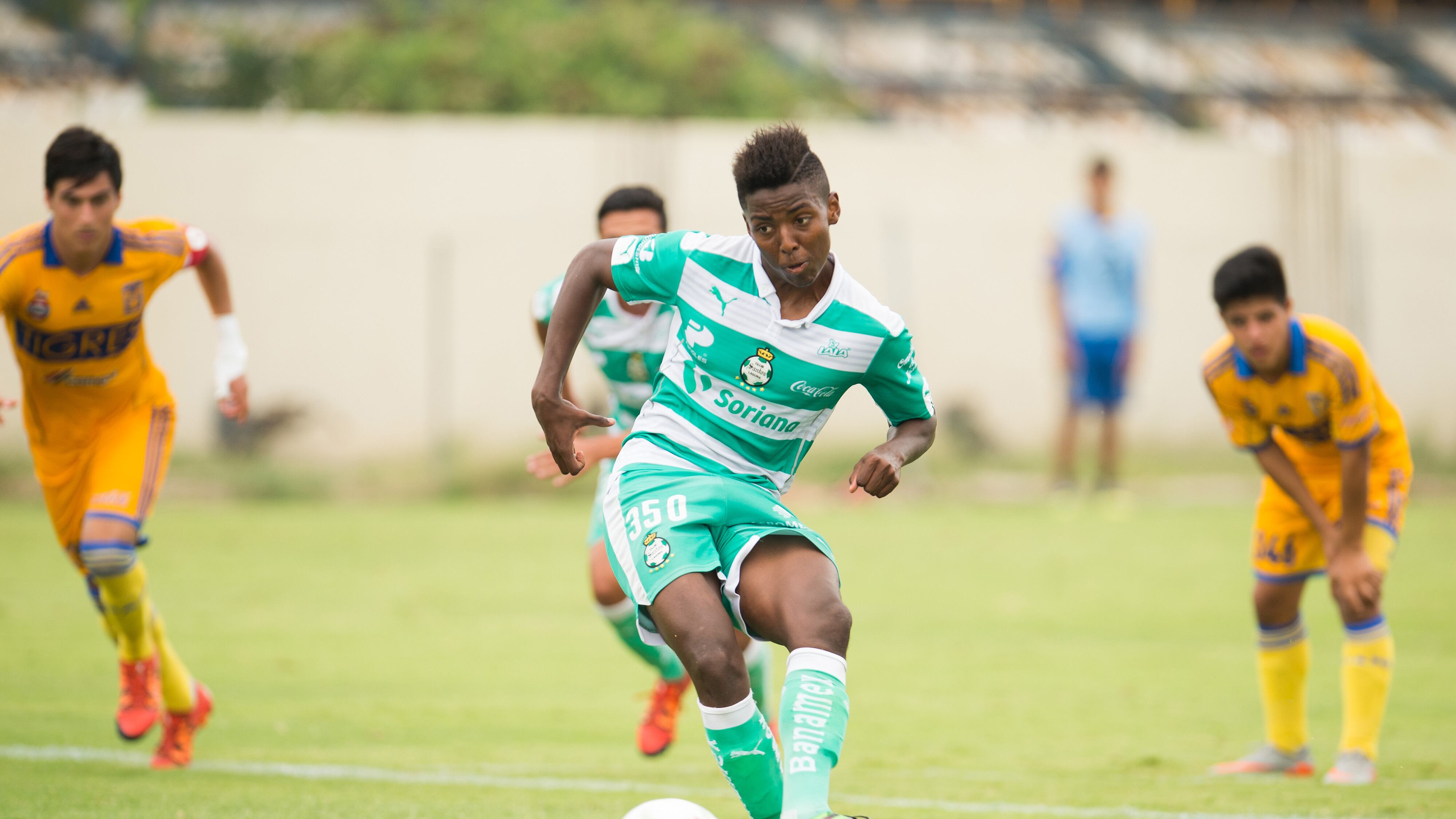 Santos Laguna habría renovado contrato de Joao Maleck pese a seguir preso