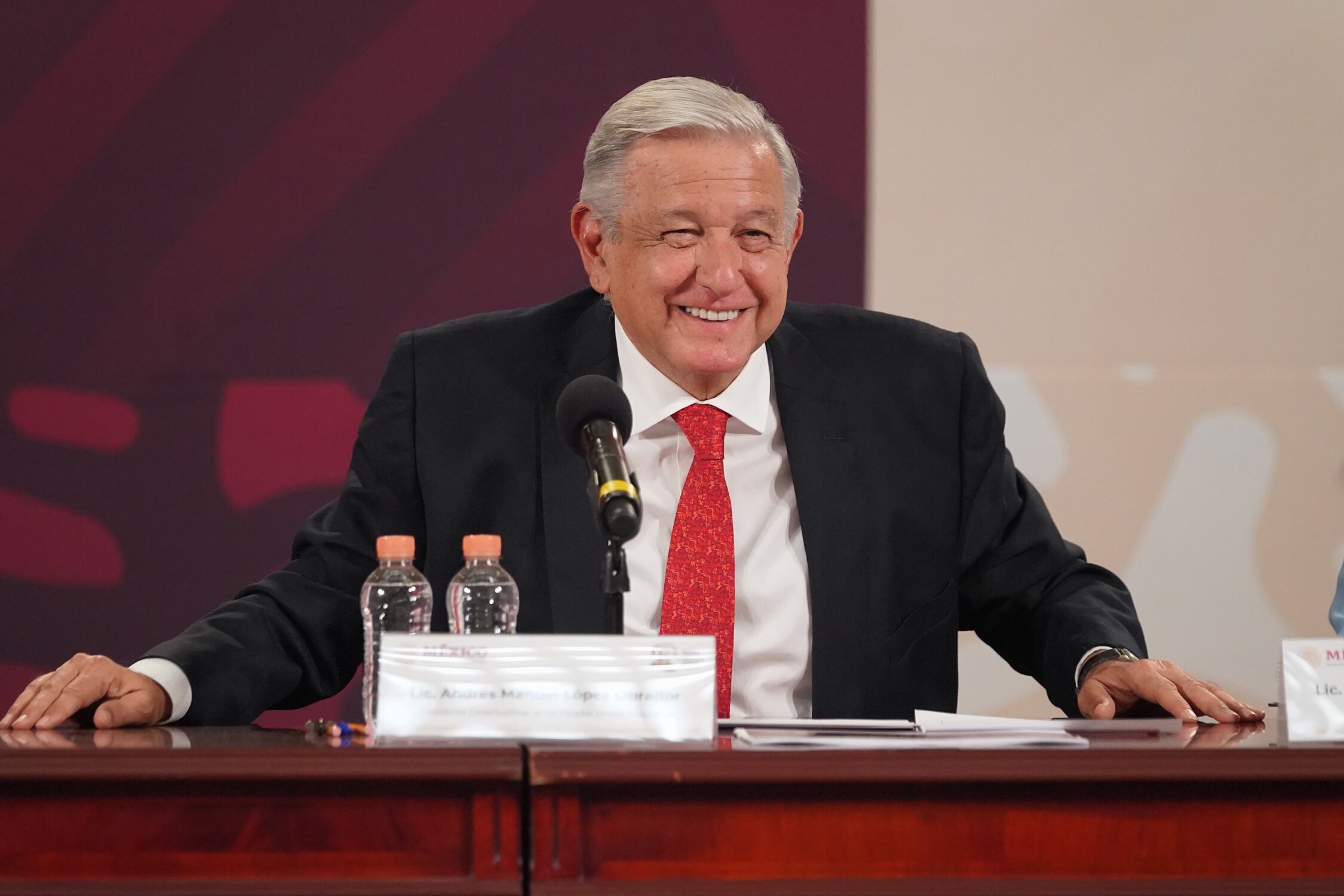 AMLO SE REUNIÓ CON GOBERNADORES DE MORENA EN PALACIO NACIONAL