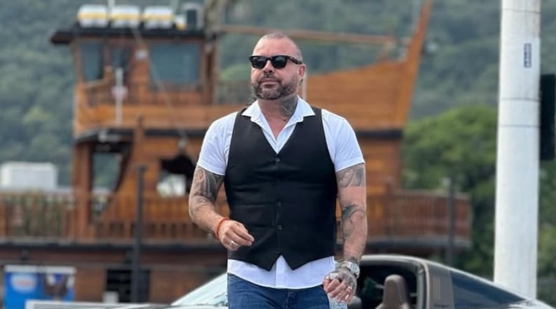 Ricardo Godoi, Influencer de Brasil que murió al realizarse un tatuaje