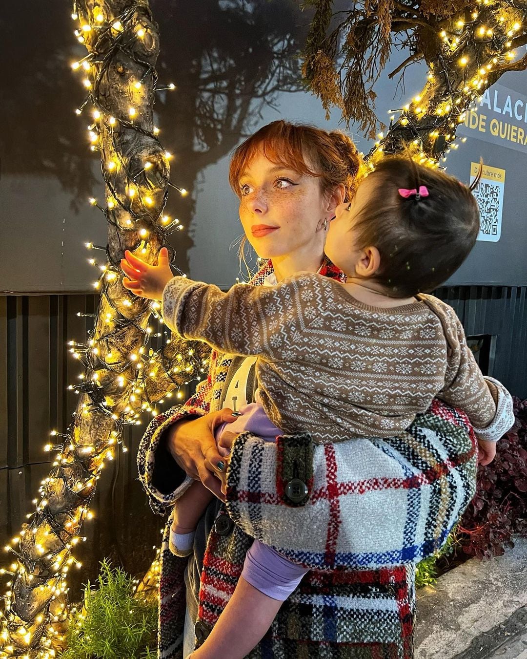 Natalia Téllez y su hija Emilia