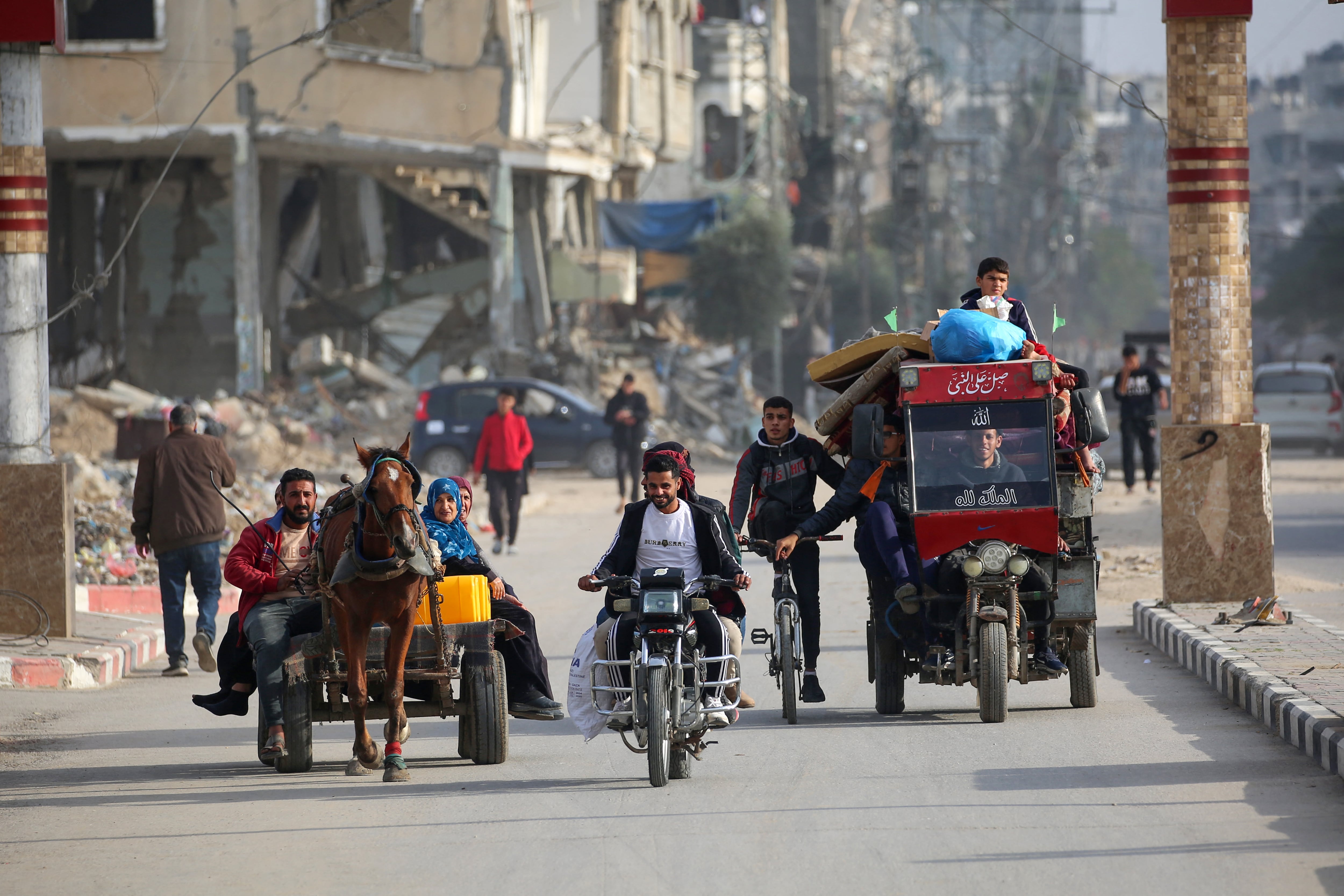 Israel sigue evacuando ciudades en Gaza ante ataques