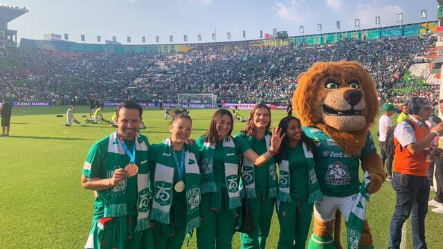 La directiva de León reconoció a algunos de los deportistas que hicieron historia en Lima 2019