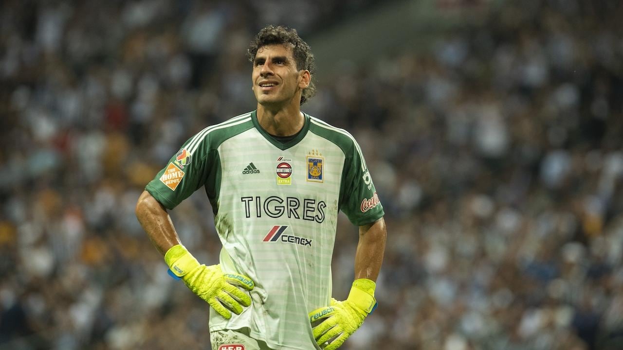 Nahuel Guzmán para que Tigres no perdiera por más diferencia