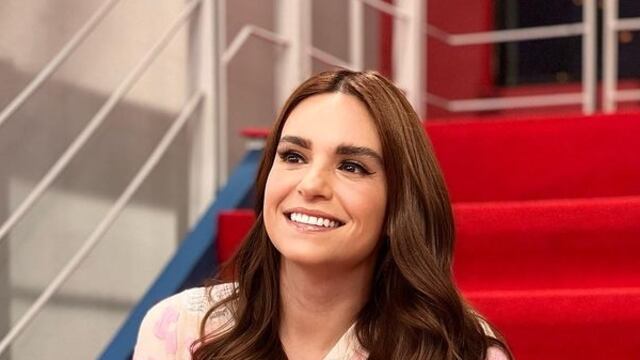 Tania Rincón, conductora.