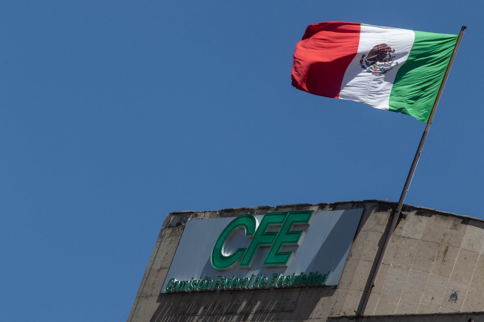 CFE lanza paquetes de internet