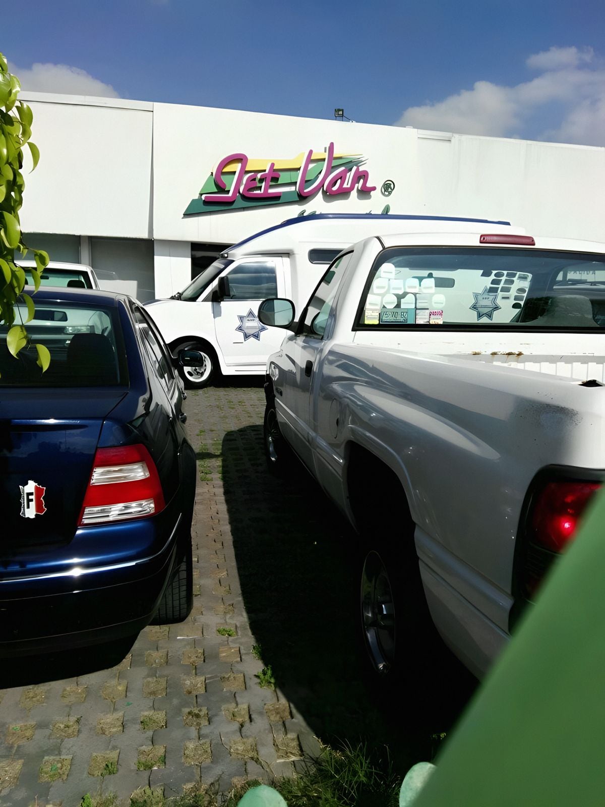 Asignación de 252 mdp en vehículos al OAJ levanta alertas por falta de análisis y transparencia.