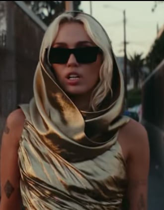 Liam Hemsworth demandó a Miley Cyrus