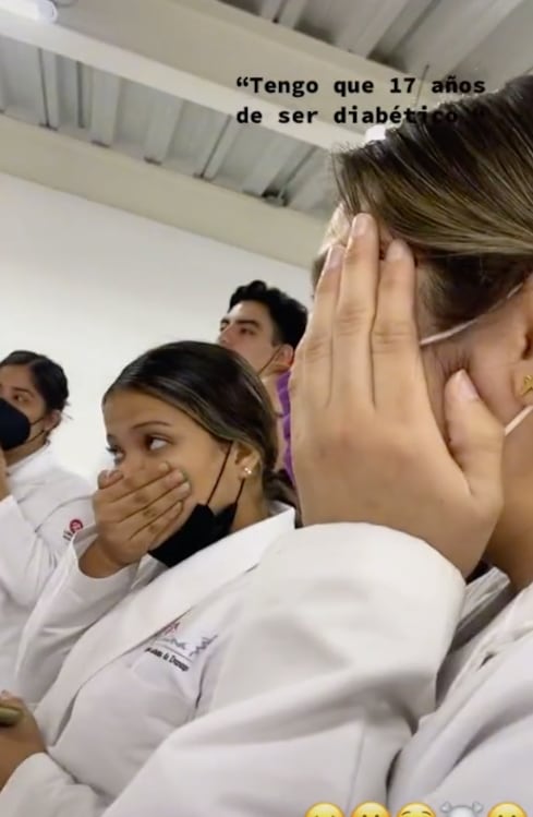 Reacción alumnos a confesión del maestro