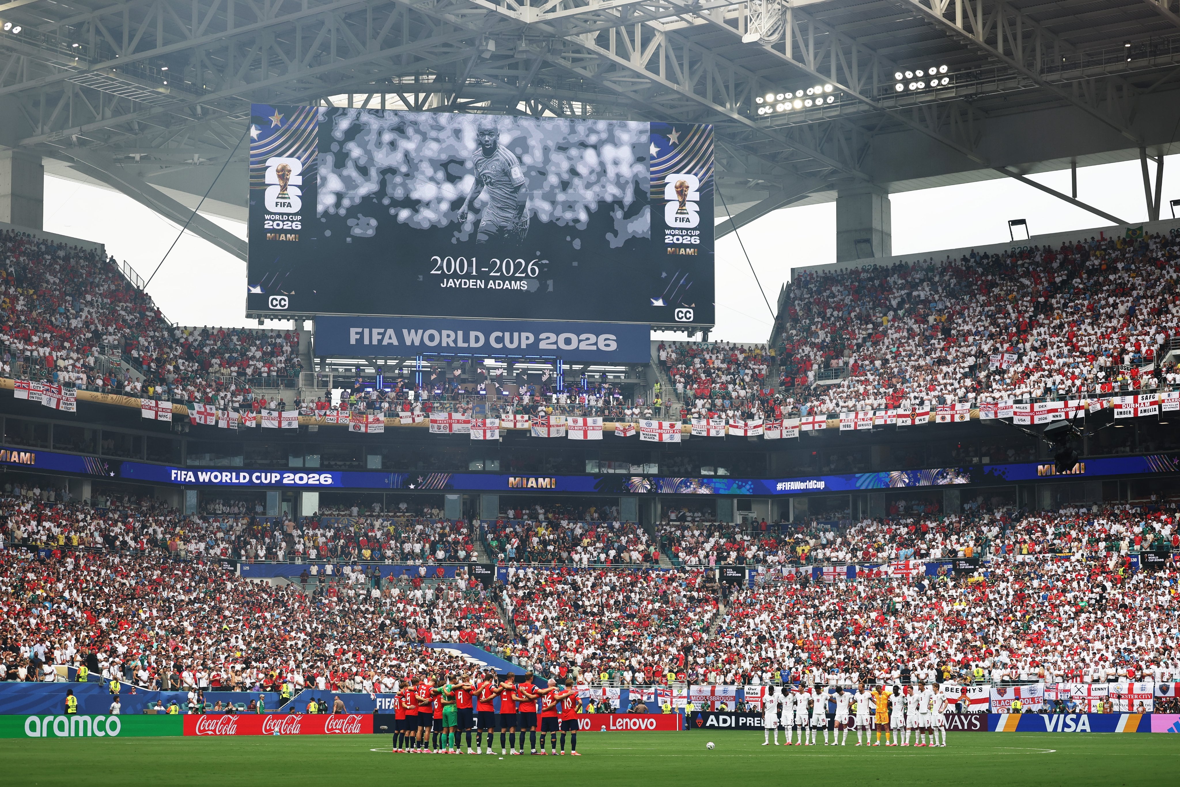 Noruega vs Inglaterra: dedican minuto de silencio por Jayden Adams