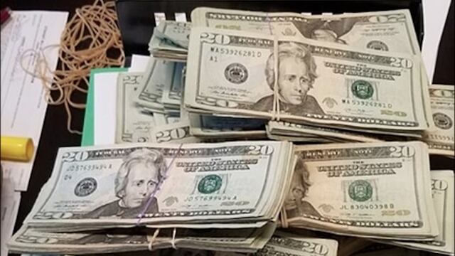 El despistado hombre logró recuperar casi todos sus ahorros