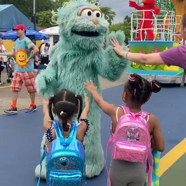 Botarga de Plaza Sésamo discrimina a niñas